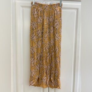 BILLABONG Wandering Soul Wide-Split-Leg Pant in Golden Hour Floral S: M